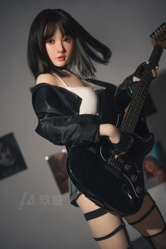 148cm B-cup Japanese Small Breast Sex Doll Betty