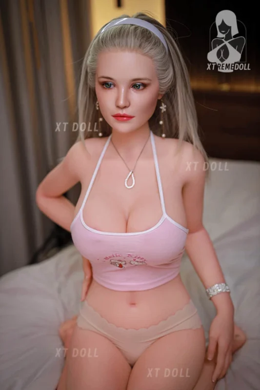 158cm F-cup Big Boobs Beautiful Sex Doll Sally