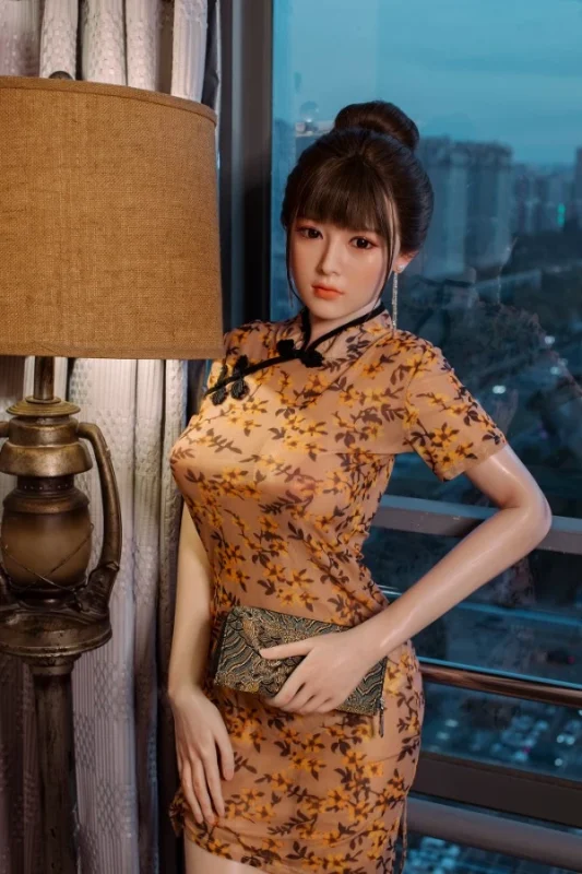 Chinese Elegant Sex Doll Lia 160cm