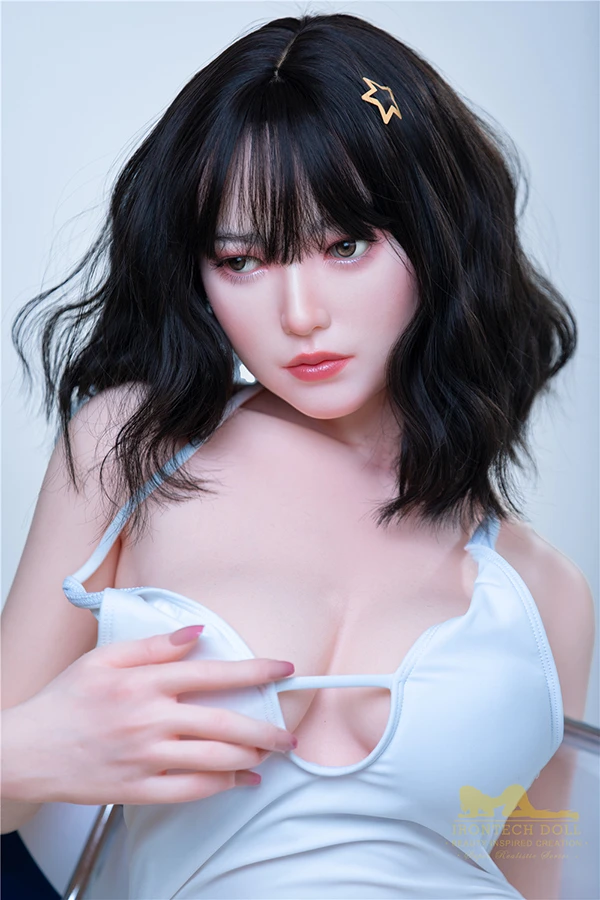 Hyper Realistic Asian Chinese Sex Doll Sari 153cm Hyper Realistic Asian Chinese Sex Doll Sari 153cm