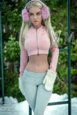 Popular Lifelike European Sex Doll Leah 159cm